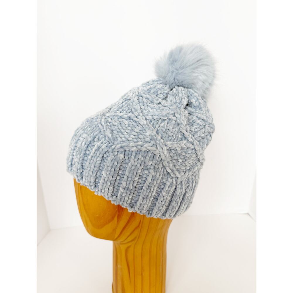 Vera Bradley Ice Blue Knit Beanie Pom Hat